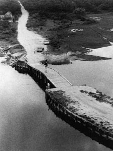 Chappaquiddick bridge