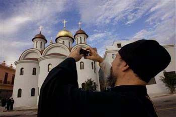 F008_CubaOrthodoxCathedral.jpg - 25942 Bytes