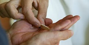 Communion in the Hand