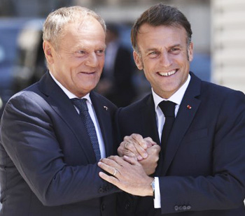Macron - Tusk