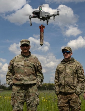 Ukrainian soldiers with Drone