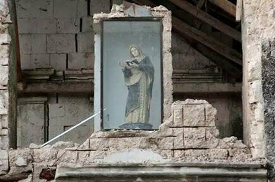 Statues of Our Lady in the Earthquake - Philippines