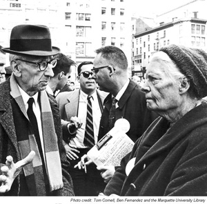 Dorothy Day burning draft card