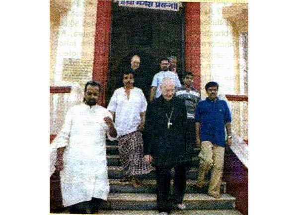 Cardinal Paul Poupard leaving a Hindu temple