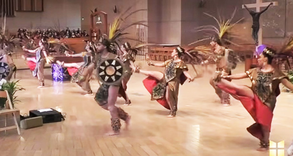 Misa Azteca in LA Cathedral 1