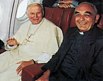 Fr. Roberto Tucci organizes JP II's travels