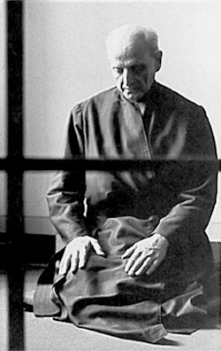 Fr. Arrupe in a Buddhist meditation