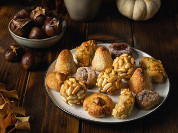 panellets, chestnuts