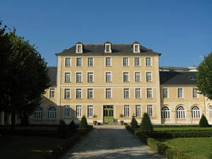 Bon Sauveur Institute in Caen